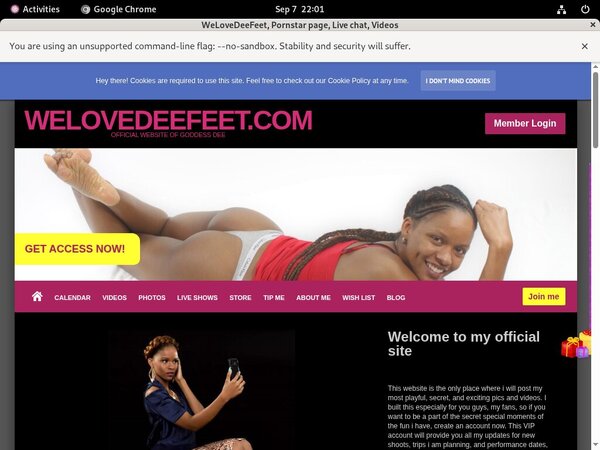 WeLoveDeeFeet Black